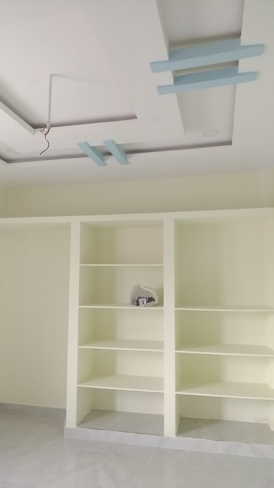 3 BHK FLAT FOR SALE AT MI